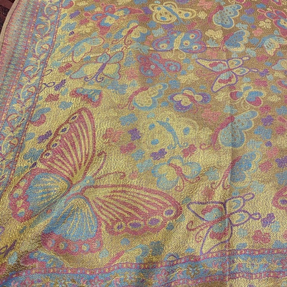 COPY - Vintage butterfly brocade pashmina shawl scarf - Picture 5 of 9